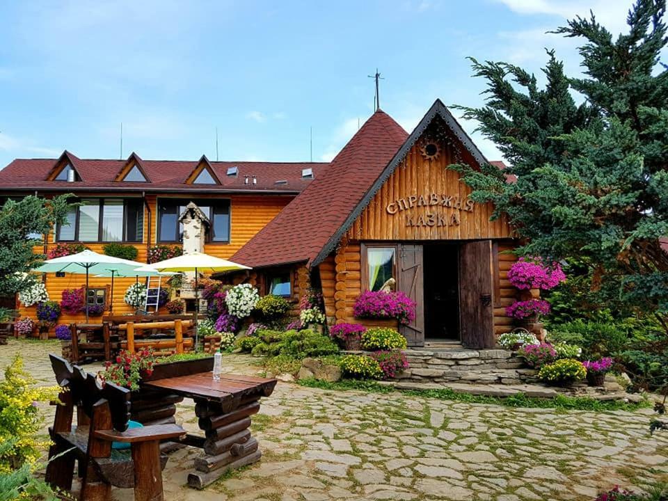 Hotel Spravzhnya Kazka Podobovec Exteriér fotografie